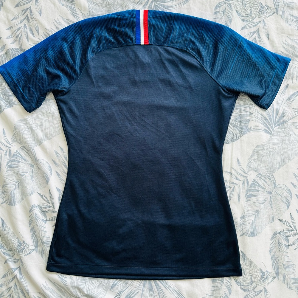 NIKE WOMEN'S FRANCE SOCCER  tee shirt jersey  navy blue size S - Picture 15 of 17